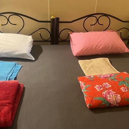 W District Hostel Bangkok Eksteriør bilde