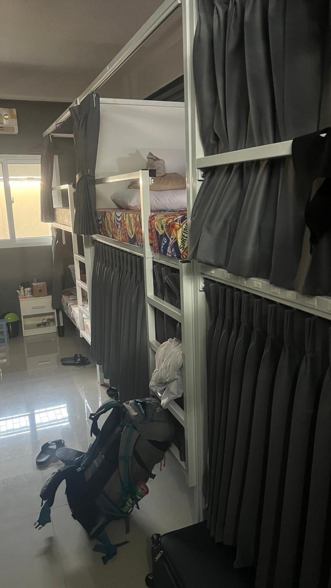 W District Hostel Bangkok Eksteriør bilde